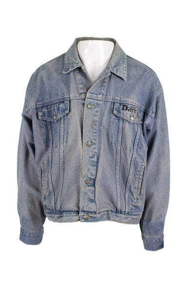 vintage blue button up denim jacket. features ‘daffy!’ graphic embroidered at left breast pocket, embroidered/patch graphic at back, double breasted button flap pockets, side hand pockets, and buttons at cuffs.