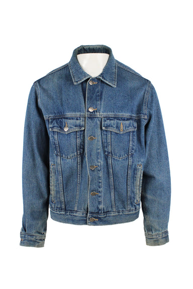 vintage wrangler blue denim jacket. long sleeved jacket features a classic collar, branded silver-tone button closures, contrast topstitching, exterior chest pockets, slit pockets at the waist and an oversized, boxy fit. vintage wrangler blue denim jacket. long sleeved jacket features a classic collar, branded silver-tone button closures, contrast topstitching, exterior chest pockets, slit pockets at the waist and an oversized, boxy fit. 